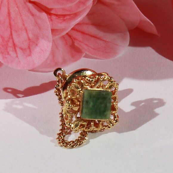 Vintage Jade Gold Tone Tie Tack - Picture 6 of 6